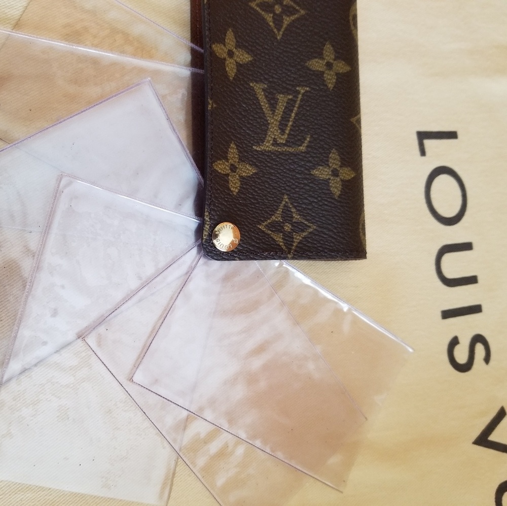 Louis Vuitton card holder